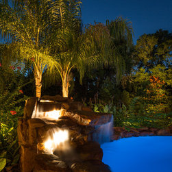 Pool and Pool Area Lighting - 屋外照明