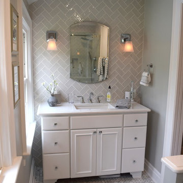 Bath Remodel with Genesi Perla Subway Tile in Herringbone Pattern