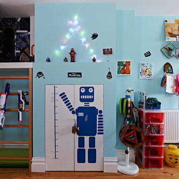 Mosters v ailens (with a dash of star wars) Playroom