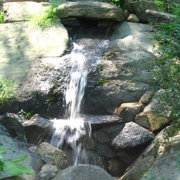 Wisecup Hugh Water Feature - Westport