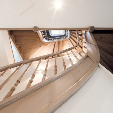 Klassische Treppenanlage in modernisiertem Altbau in Luxemburg-Stadt