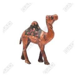 RUSTIC STROKED MEENAKARI CAMEL - Decorative Objects And Figurines