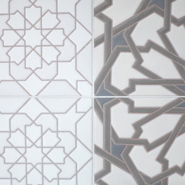 Detail of the two handpainted patterns