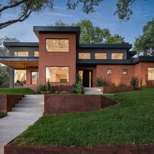 Exterior Brookhurst