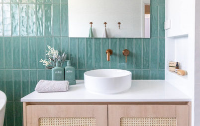 Room of the Week: Casual, Coastal Chic for a Bathroom on a Budget