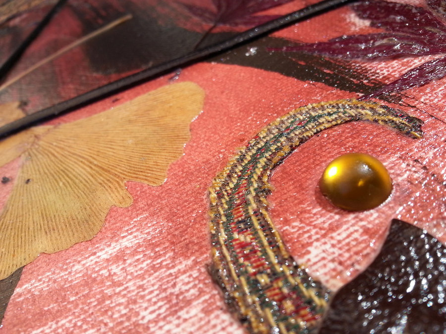 Detailed shot of "Pause"