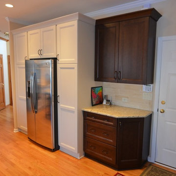Traditional White with Furniture Island in Naperville, IL
