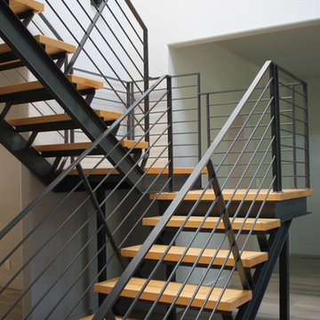 Self Supporting Stair Unit