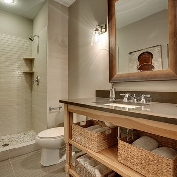 Second Bathroom – Reeder Ridge – Fall 2014 Parade of Homes