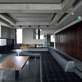 札幌のモダンスタイルのおしゃれなリビングの写真