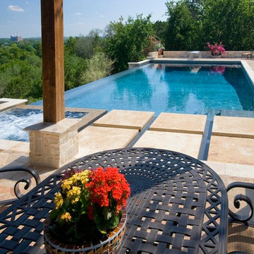 Infinity Pool In New Braunfels