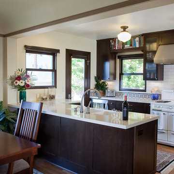 Custom Kitchen Cabinets