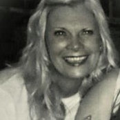 Sally Richardson's photo