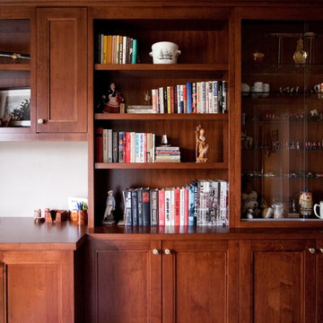 Upper Saint Clair Office Built-in