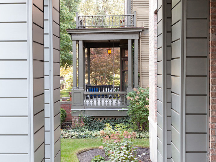 Brick - Modern Exterior