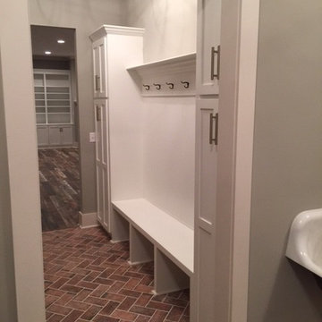 Appling, GA Farmhouse - Mud Room