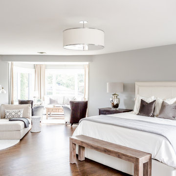 A beautiful master bedroom