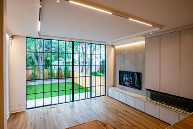 Inspiration for a transitional living room remodel in New York