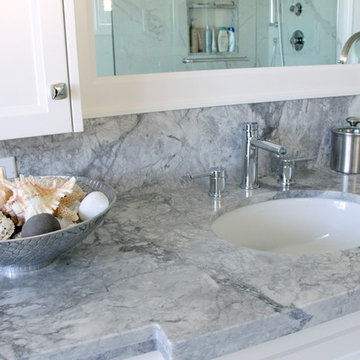 Luxury and Serenity in a Master Bathroom Retreat