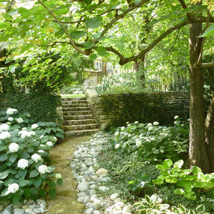 This is an example of a traditional courtyard garden in Kansas City.