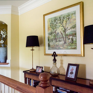 2017 | Iroquois Park Addition: Foyer, Landing, & Powder Bath