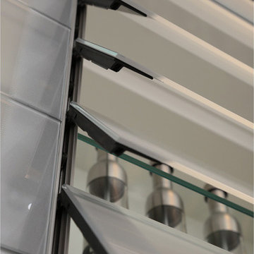 Stately Spain Sintered Rock And Acrylic Kitchen Cabinet OP14-068