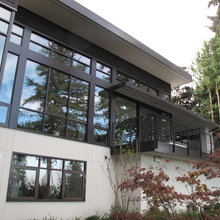 OVERHANG (EXTERIOR)
