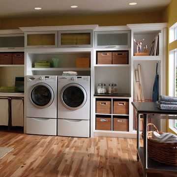 Diamond Cabinets: White Laundry Room Cabinets