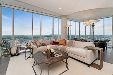 Inspiration for a transitional home design remodel in Nashville
