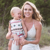 Tiffany Sanders's photo