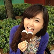 Aili Huang's photo