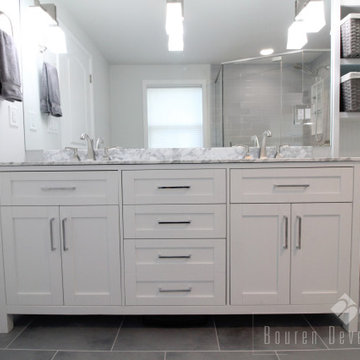 Small Bathroom Maximized