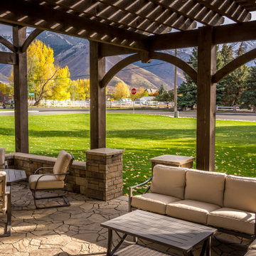 Entertainment Size | Tiered Pergola Kit, Protection w/Mountain View