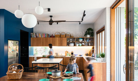 Houzz Tour: A Family Home Built to Connect with its Surroundings