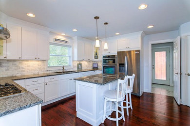 Inspiration for a kitchen remodel in Chicago