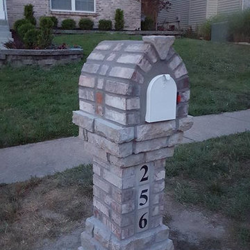Brick and Stone mailbox in Ballwin, Mo