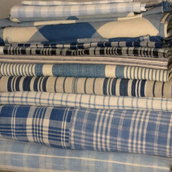 Antique and vintage French textiles offered by Claudia Barber - Fabric