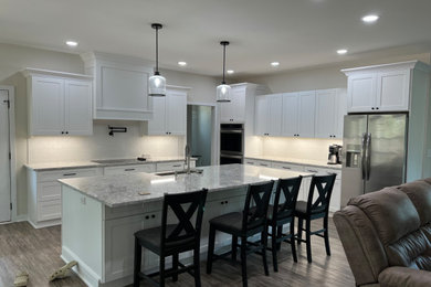 Minimalist kitchen photo in Raleigh