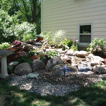 Paulson Water Feature - Trumbull