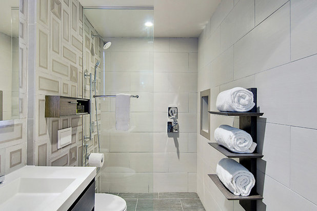 Современный Ванная комната by Adler Design Build