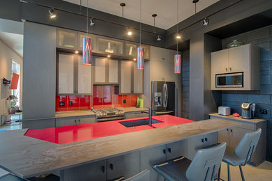 Example of a large minimalist kitchen design in Albuquerque