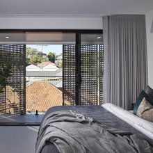 Outdoor Screens