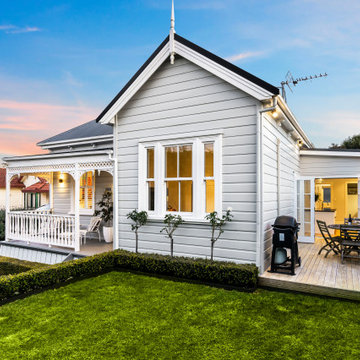 Traditional Villa gets glammed up!