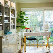 905 Upstairs Office