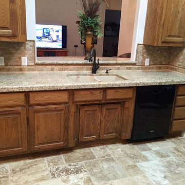 Bronco Bend - Angleton - Travertine Flooring/Granite Countertops