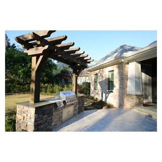 Craftsman Cottage - Miami - by Bob Chatham Custom Home Design | Houzz