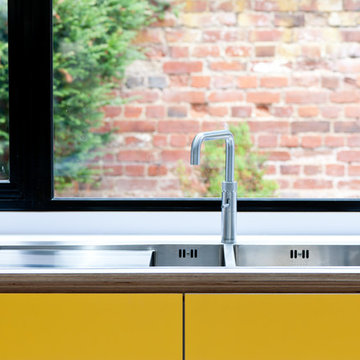 Contemporary Colourful Kitchen