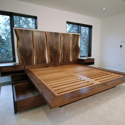 Platform Bed with 5-panel headboard, drawers + sidetables - Products