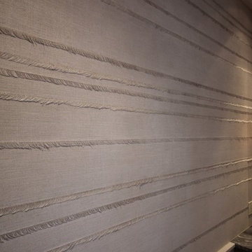 Silver Master Bathroom Suite in Alternating Fine Fringe Burlapp