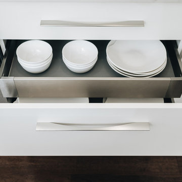 Modern Electric Kitchen_Delta Cedar Springs Home